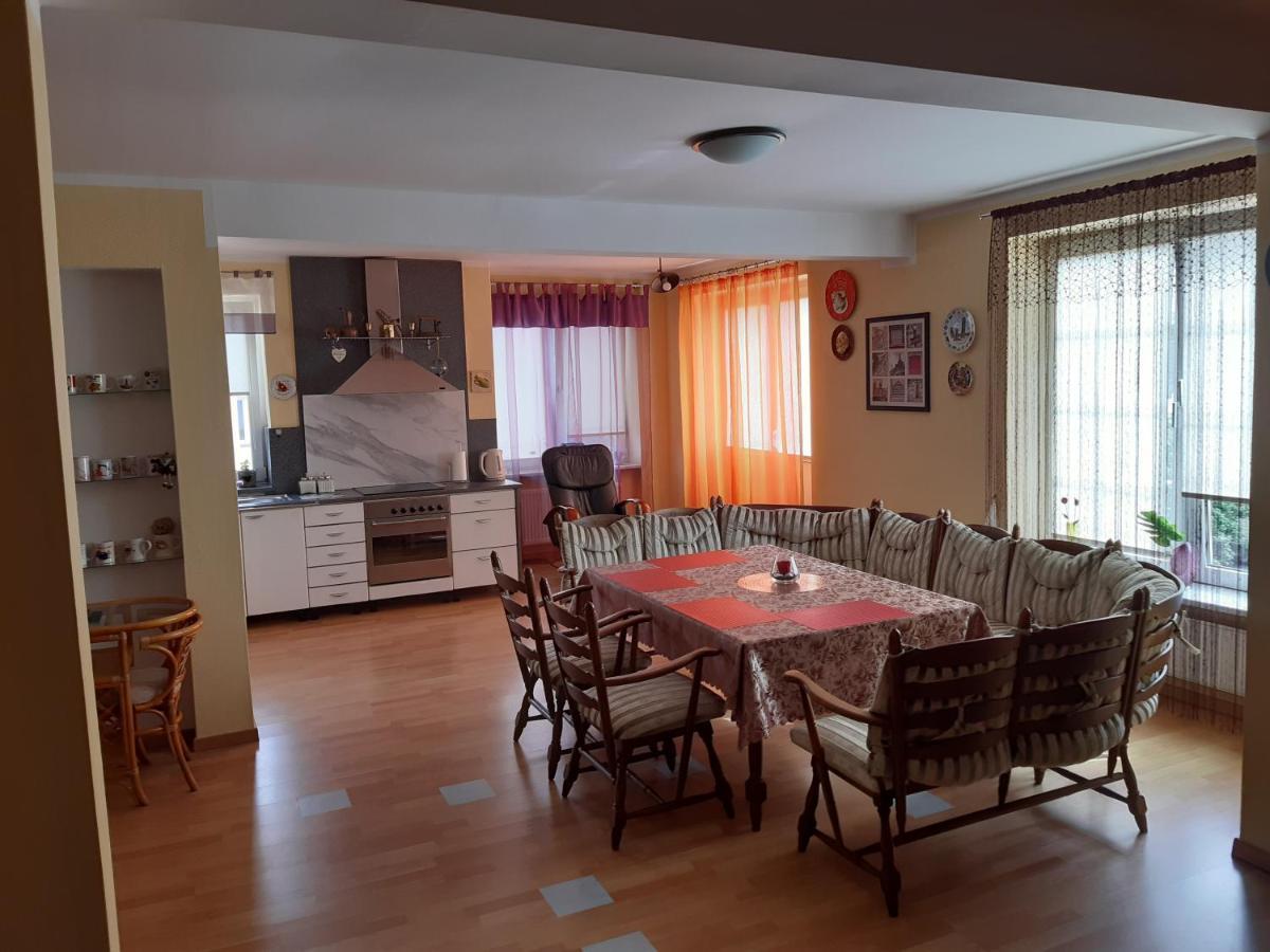 Del Mi Dom Apartment เบียวิสตอก ภายนอก รูปภาพ